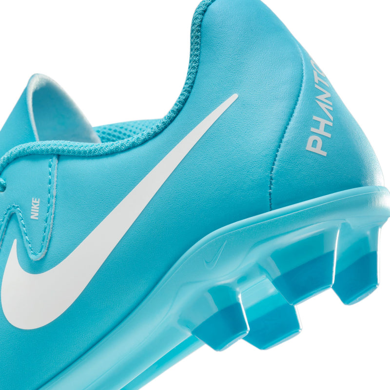 Girls nike soccer cleats online