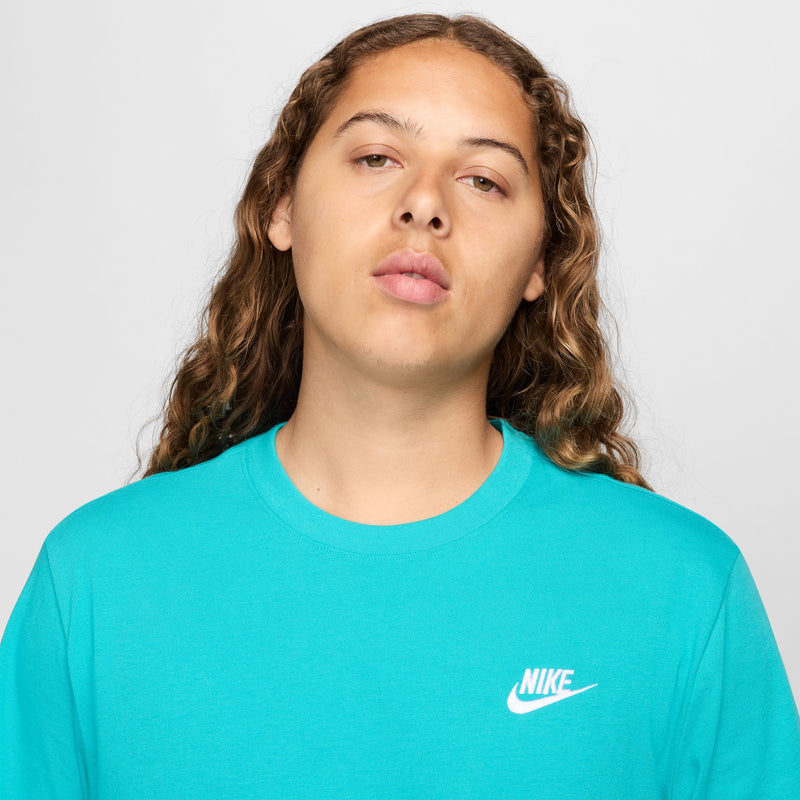 Men's Nike Sportswear Club T-Shirt - 345 - DUSTY CACTUS