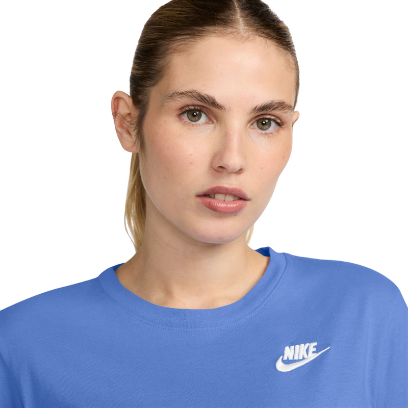 Women's Nike NSW Club Essentials T-Shirt - 494ROYAL